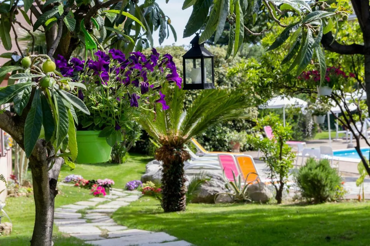 Le Villette Di Villa Paola Loano Aparthotel